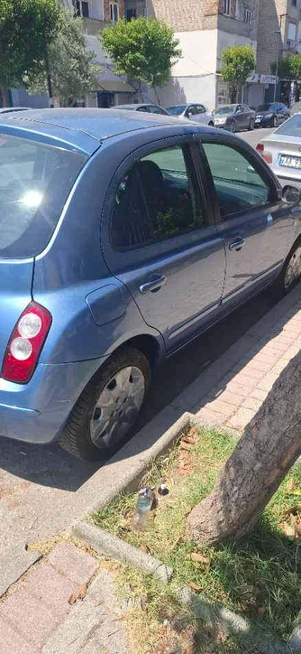 🇨🇭Nissan mikra 2009 Benzin,  automat Kondicioner 19.0000 km 3.300 €