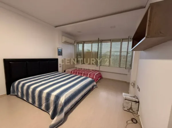 Tirane, shitet apartament 2+1+Aneks+Ballkon Kati 5, 119 m² 210.000 € (Tregu Elektrik)