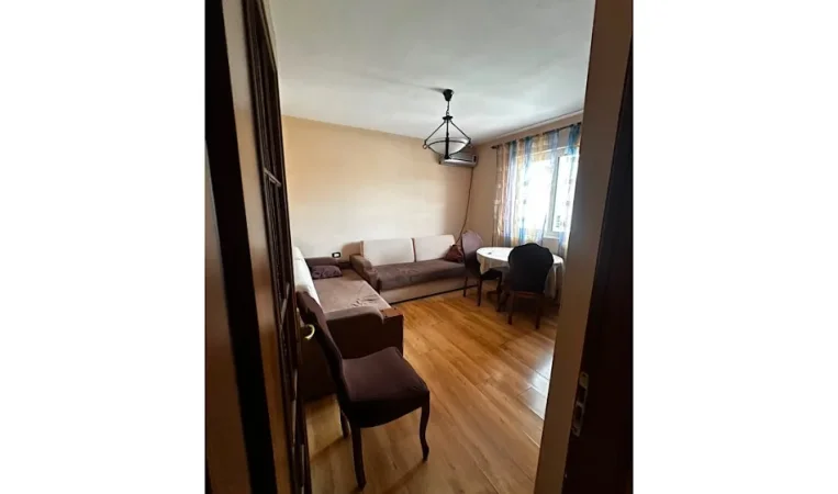 Tirane, jepet me qera apartament 2+1 Kati 3, 78 m² 500 € 