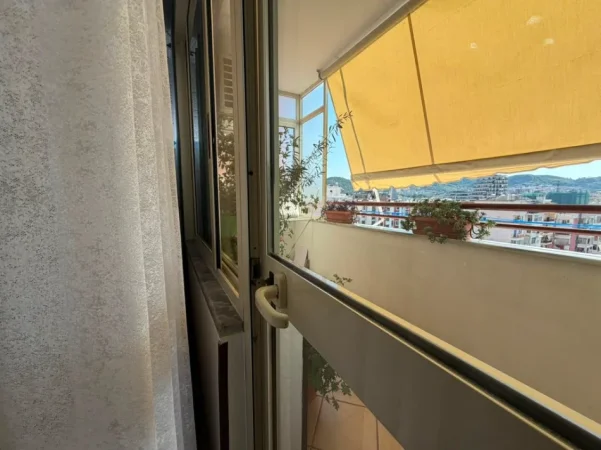 Tirane, shitet apartament 3+1 Kati 10, 137 m² 411.600 € 