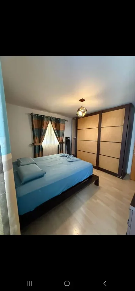 🏡 Jepet me qera apartament 2+1 + 2 tualete – Pallati me Shigjeta 650 €