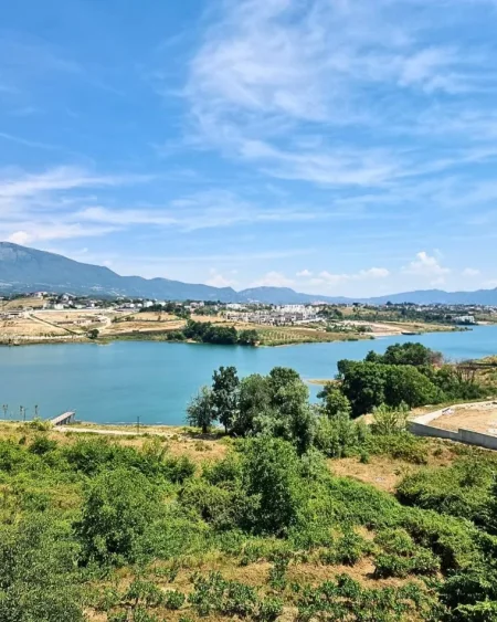 Tirane, jepet me qera Vile Vile 3 Katshe , 3.000 € 