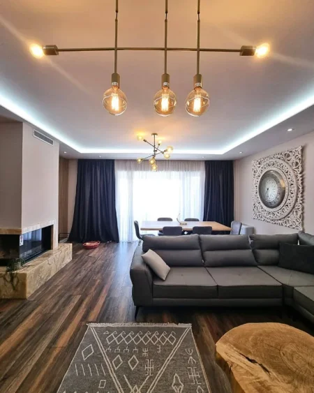 Tirane, jepet me qera Vile Vile 3 Katshe , 3.000 € 