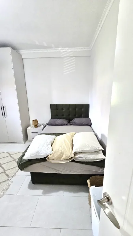 Tirane, jap me qera apartament 3+1+Ballkon Kati 2, 150 m² 700 € (Fuat Toptani)