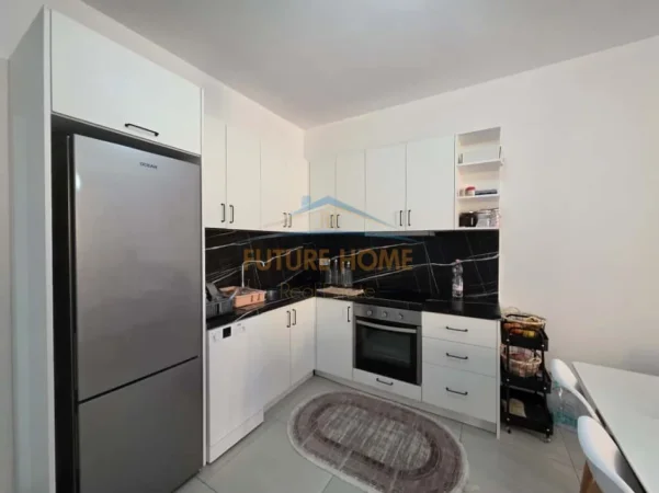 Tirane, jepet me qera apartament 2+1 Kati 5, 110 m² 800 € (Kompleksi ASL)