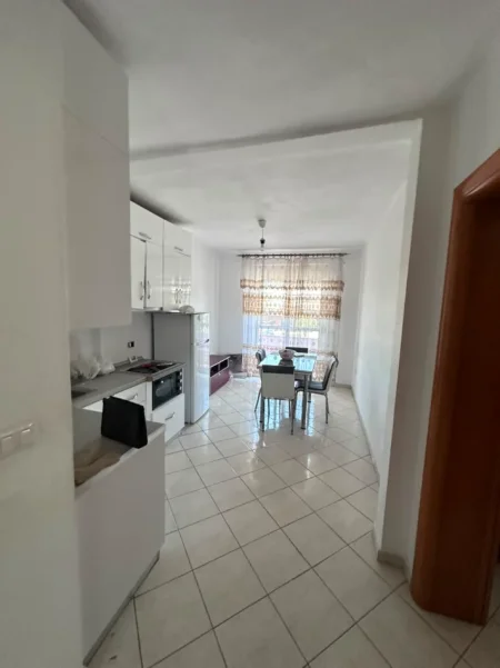 Durres, jepet me qera apartament 1+1+Ballkon Kati 2, 60 m² 320 € 