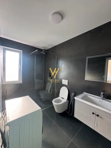 Tirane, jepet me qera apartament 1+1+Ballkon Kati 5, 50 m² 550 € (VASIL SHANTO)