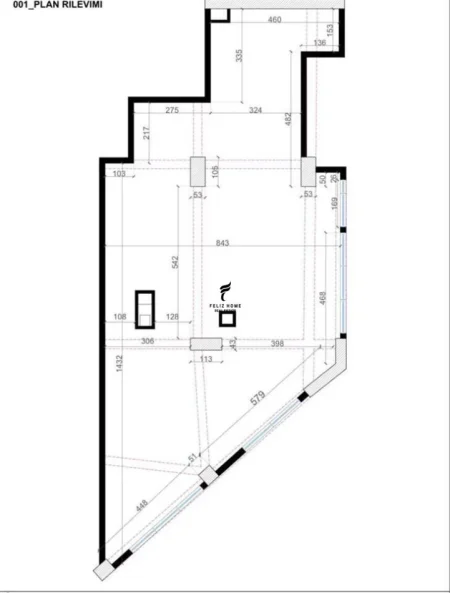 Tirane, jepet me qera dyqan Kati 0, 190 m² 2.500 € (RRUGA E DURRESIT)