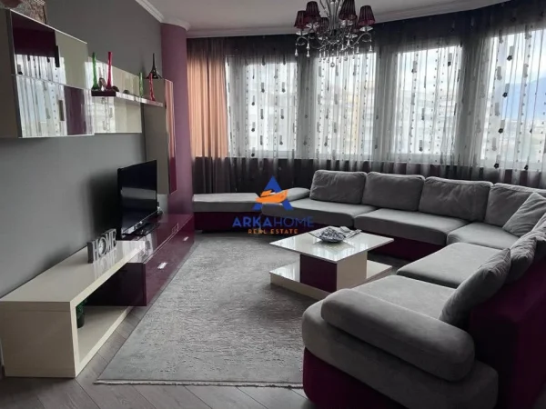 Tirane, jepet me qera apartament 3+1+Ballkon Kati 6, 125 m² 1.200 € 