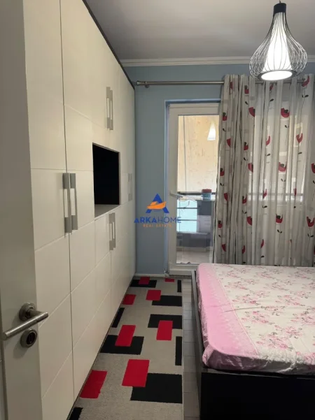 Tirane, jepet me qera apartament 3+1+Ballkon Kati 6, 125 m² 1.200 € 