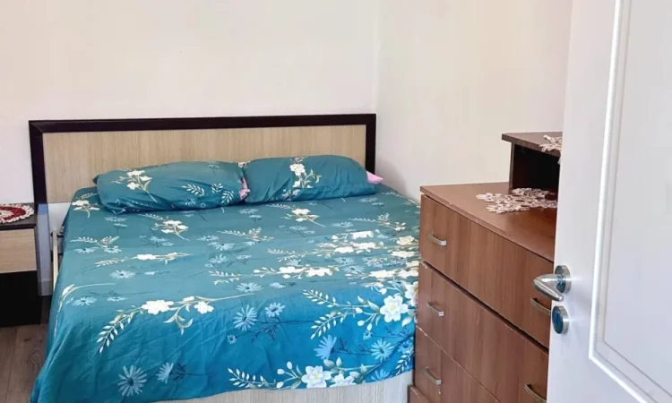 Tirane, jepet me qera apartament 1+1 Kati 1, 40 m² 450 € (Zogu I Zi)