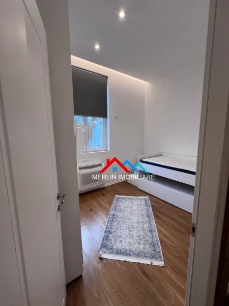 Tirane, jepet me qera apartament 2+1+Ballkon Kati 2, 89 m² 855 € (RRUGA E DURRESIT)