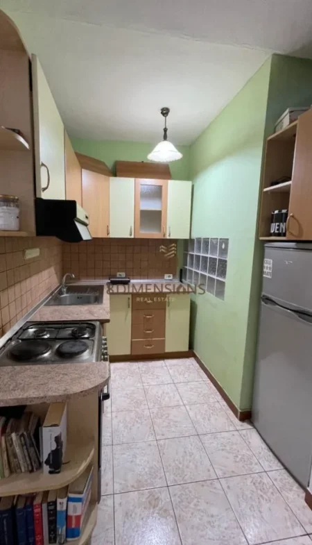 Jepet me qera Apartament 1+1 ne Myslym Shyr (D8241A-226)