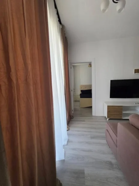 Tirane, jepet me qera apartament 1+1 Kati 4, 60 m² 550 € (Rruga Dritan Hoxha)