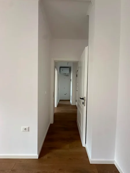 Tirane, shitet apartament 1+1 Kati 3, 58 m² 128.000 € (rruga Dritan Hoxha)