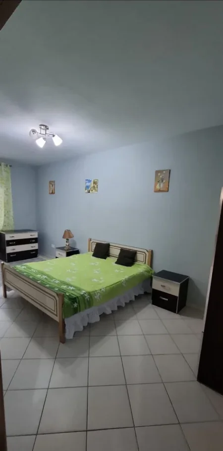Tirane, jepet me qera apartament 2+1 Kati 3, 106 m² 500 € (Astir)