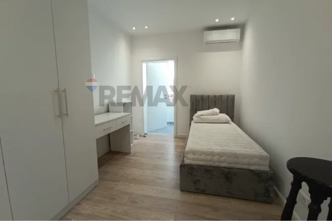 Tirane, jepet me qera apartament 2+1 Kati 3, 