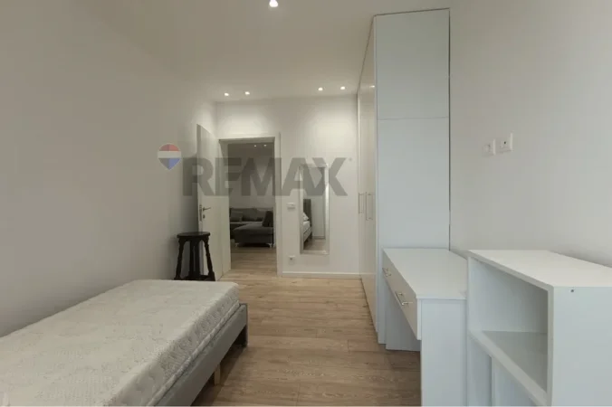 Tirane, jepet me qera apartament 2+1 Kati 3, 