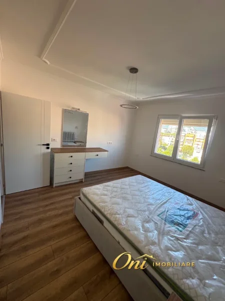 Tirane, jepet me qera apartament 1+1 Kati 6, 50 m² 550 € (VASIL SHANTO)