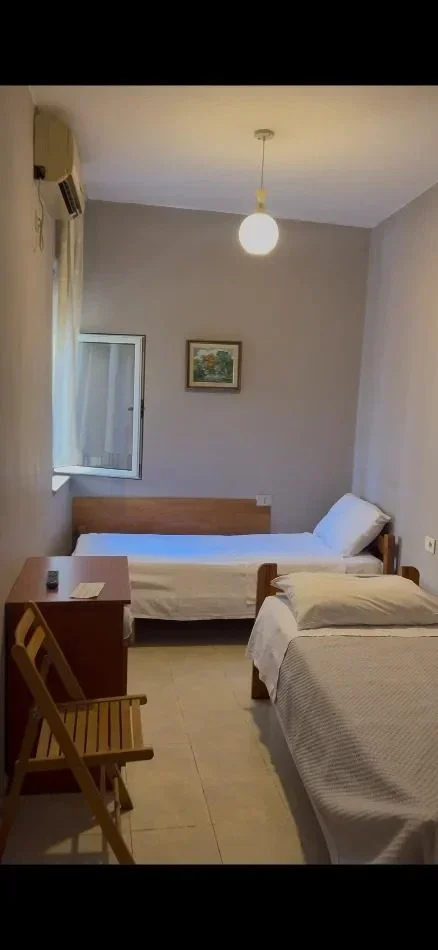 Tirane, jepet me qera apartament Studio Kati 1, 30 m² 300 € (Selvia)