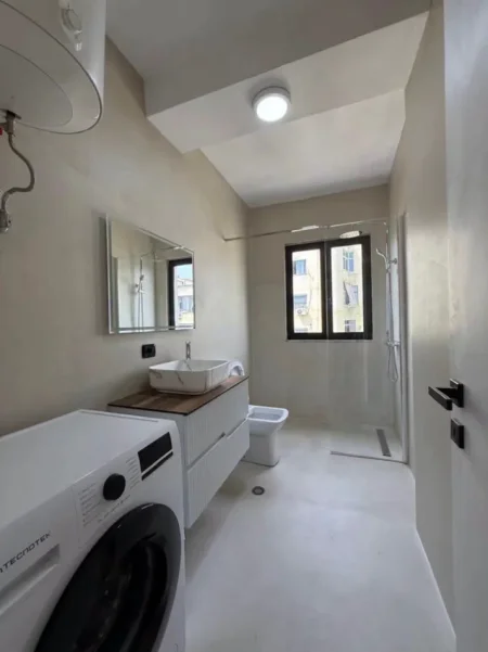 Tirane, shitet apartament 2+1+Aneks+Ballkon Kati 8, 101 m² 