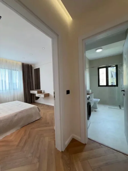 Tirane, shitet apartament 2+1+Aneks+Ballkon Kati 8, 101 m² 