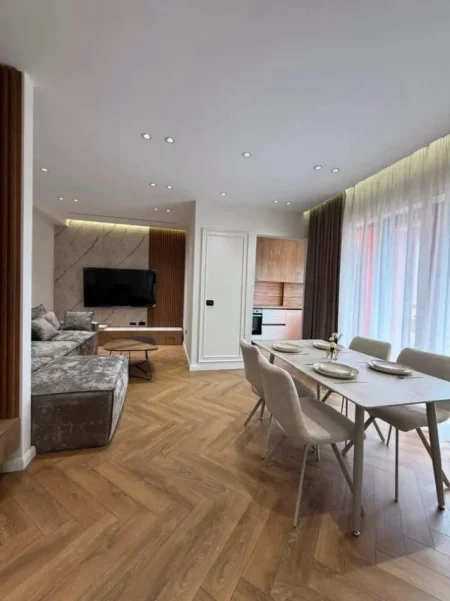 Tirane, shitet apartament 2+1+Aneks+Ballkon Kati 8, 101 m² 
