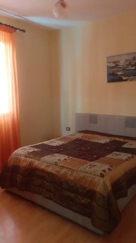 Tirane, jepet me qera apartament 2+1 Kati 3, 80 m² 500 € (Rruga Don Bosko)