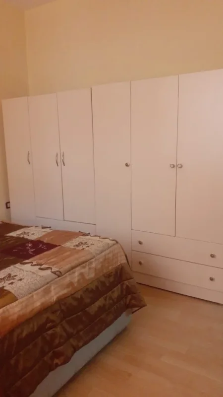 Tirane, jepet me qera apartament 2+1 Kati 3, 80 m² 500 € (Rruga Don Bosko)