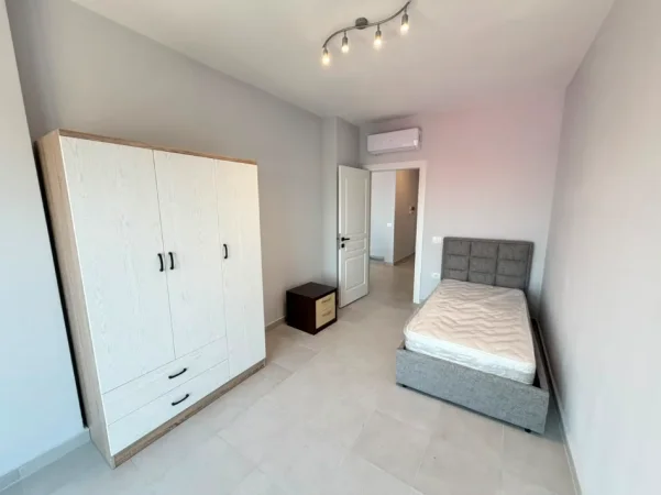 Tirane, jepet me qera apartament 2+1 Kati 7, 100 m² (KINOSTUDIO)
