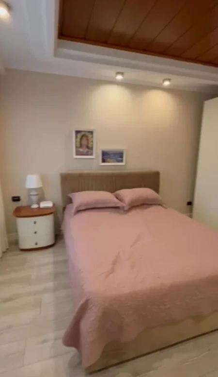 Tirane, shitet apartament Studio Kati 7, 112 m² 350.000 € (9 Katëshet)