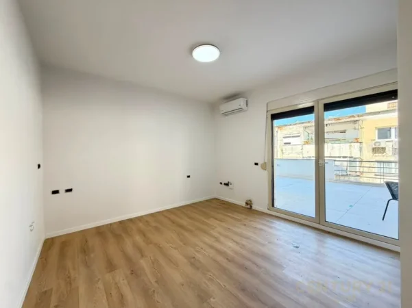 Tirane, jepet me qera zyre Kati 4, 37 m² 450 € (Stadiumi Dinamo)