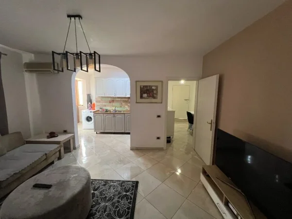 Tirane, shitet apartament 1+1 Kati 6, 60 m² 95.000 € (Laprakë)