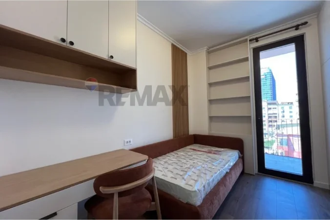 Jepet Apartament me qira 2+1+2 ~ Rruga e Kosovareve