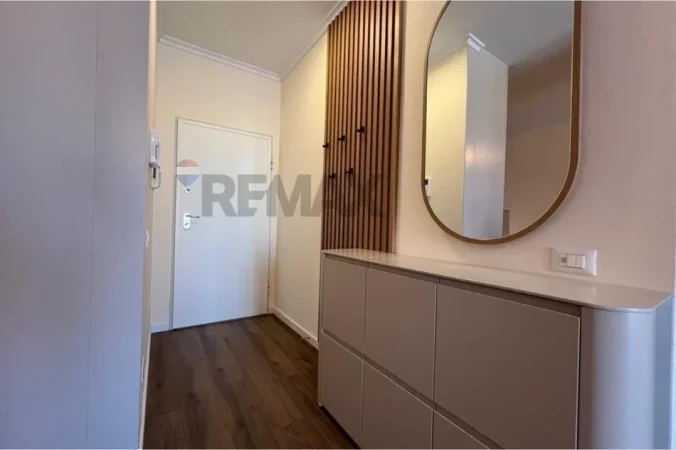 Jepet Apartament me qira 2+1+2 ~ Rruga e Kosovareve