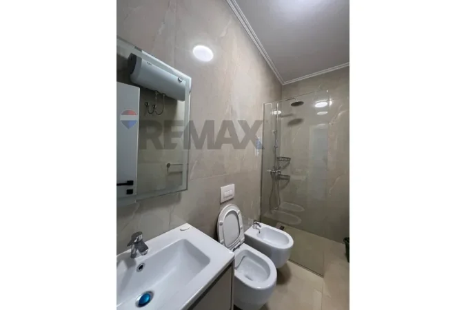 Jepet Apartament me qira 2+1+2 ~ Rruga e Kosovareve