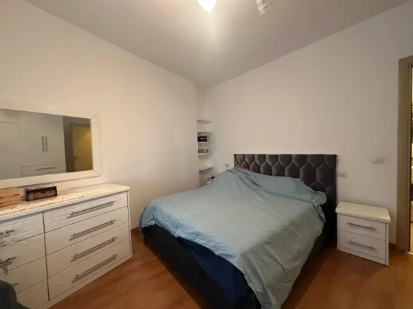 Tirane, jepet me qera apartament 1+1 Kati 3, 60 m² 500 € (Tower Bridge)