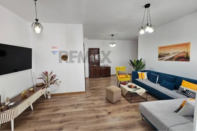 Jepet me QIra apartamenti 2+1 ~ Kodra e Diellit