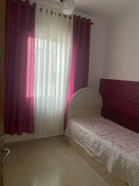 Tirane, jap me qera apartament 2+1 Kati 3, Çmimi 500 €
