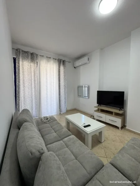 Tirane, jepet me qera apartament 1+1 , 64 m² 590 € 