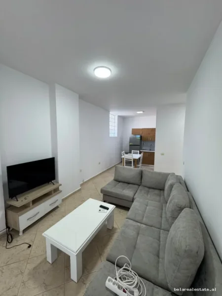 Tirane, jepet me qera apartament 1+1 , 64 m² 590 € 