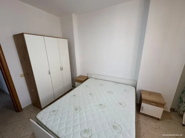 Tirane, jepet me qera apartament 1+1 , 64 m² 590 € 