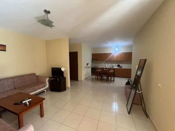 Tirane, jepet me qera apartament 2+1 Kati 3, 70 m² 500 € (KODRA E DIELLIT)
