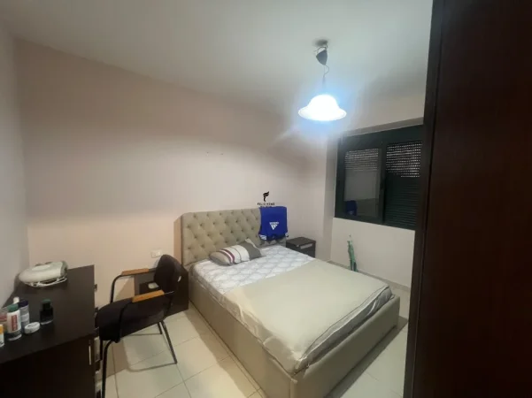 Tirane, jepet me qera apartament 2+1 Kati 3, 70 m² 500 € (KODRA E DIELLIT)