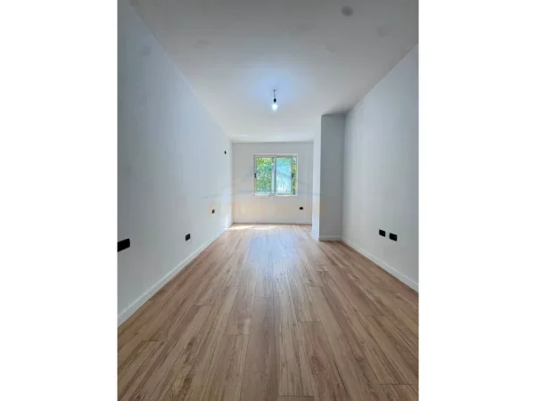 Tirane, shitet apartament 2+1 Kati 1, 109 m² 209.300 € (Don Bosko)