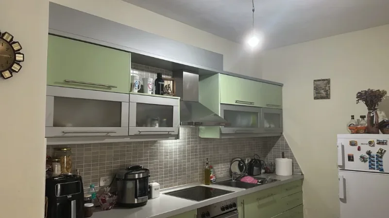 Tirane, jepet me qera apartament 2+1 Kati 6, (YZBERISHT)