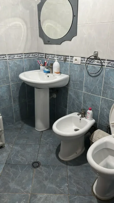 Tirane, jepet me qera apartament 2+1 Kati 6, (YZBERISHT)