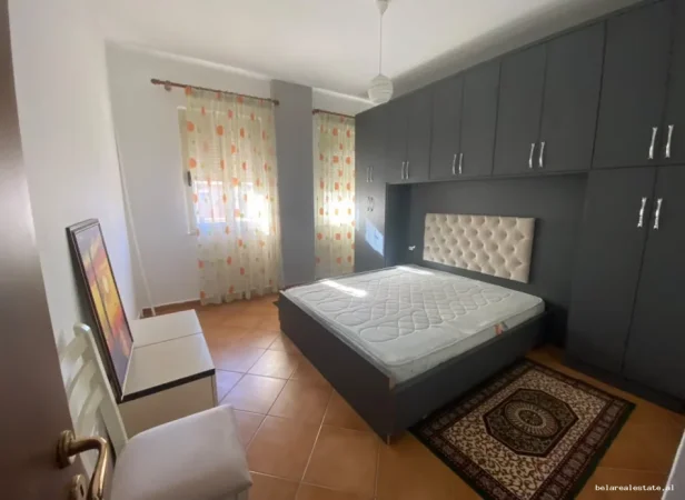Tirane, jepet me qera apartament 1+1 Kati 2, 65 m² 640 € (Prokop Mima)