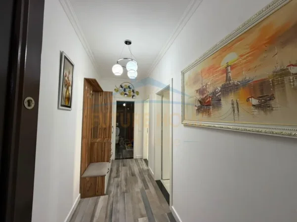 Tirane, shitet apartament 1+1 Kati 6, 68 m² 129.000 € (Unaza e Re)