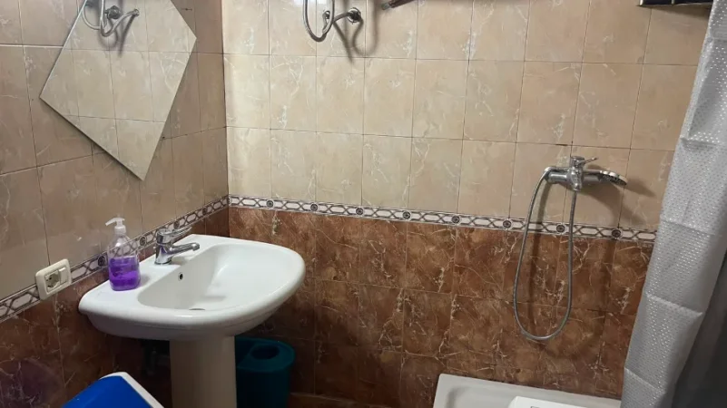 Tirane, shitet apartament 1+1 Kati 4, 50 m² 150.000 € (Myslym Shyri)